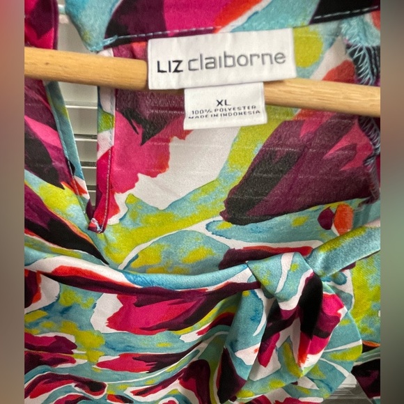 🩷💚Liz Claiborne Colorful Floral Blouse size XL - Picture 4 of 5